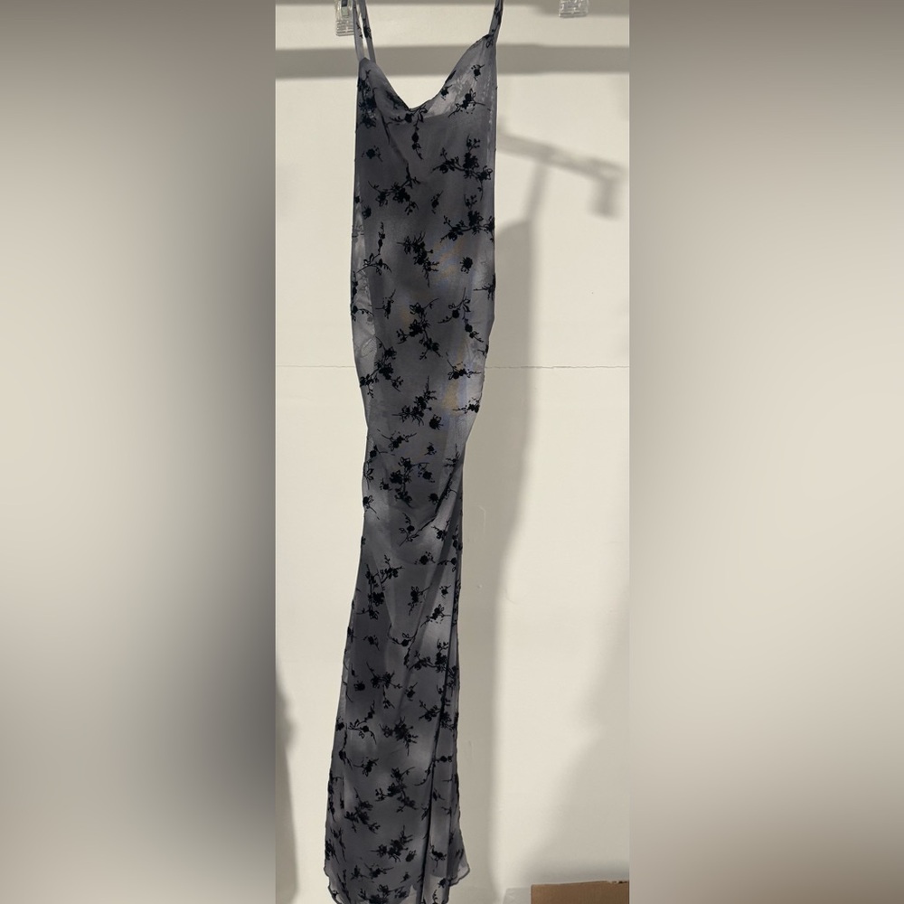 Elegant Gray Floral Dress